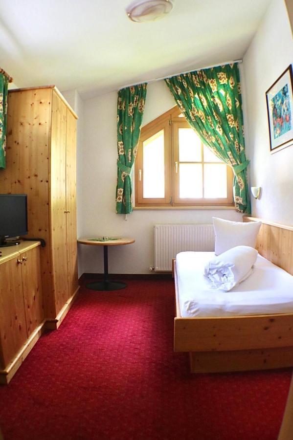 Hotel Garni Litzner Ischgl Exterior photo