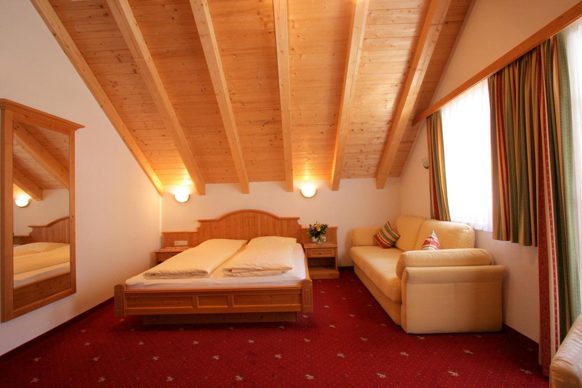 Hotel Garni Litzner Ischgl Exterior photo